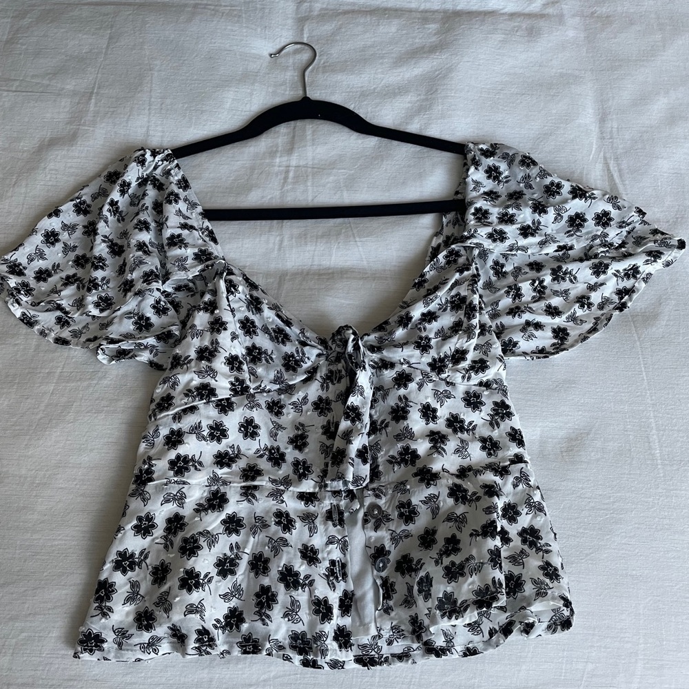Black and white floral boho top